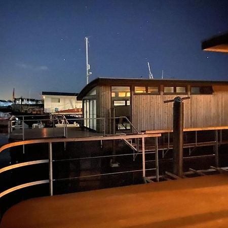 Houseboat Eleuthera Bembridge Exterior photo