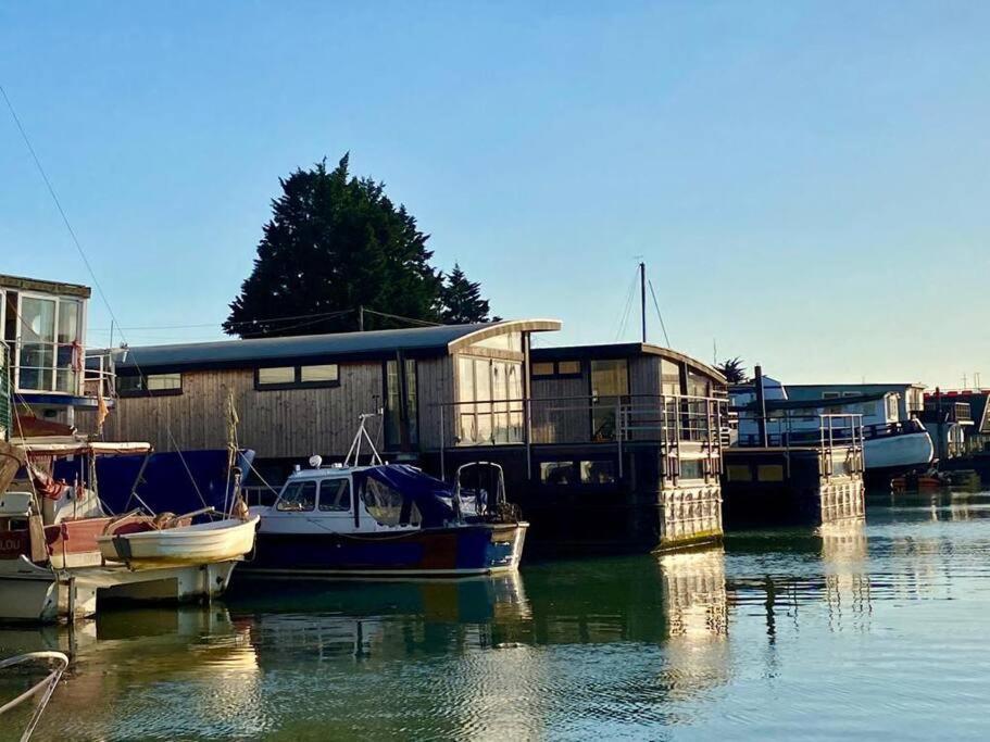 Houseboat Eleuthera Bembridge Exterior photo